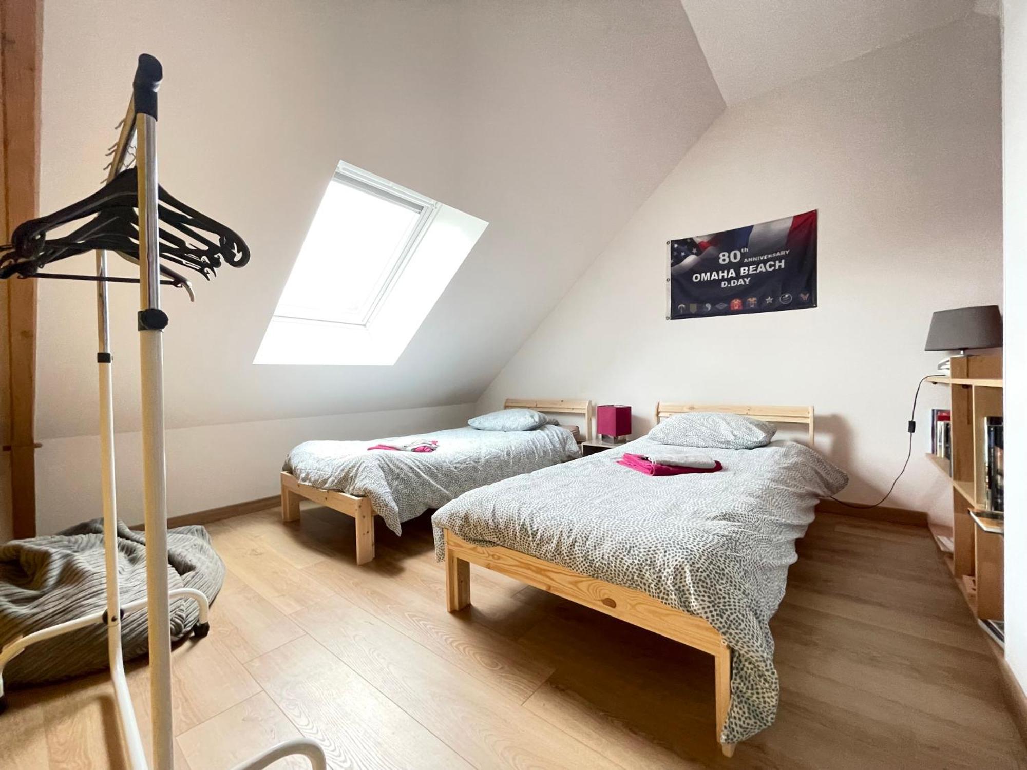 Sweet Omaha Belle Maison Recente Lumineuse Et Cosy Bien Equipee Jardin Clos 15 Mn A Pied Plage Omaha Beach Et Proche De Bayeux & Port En Bessin Saint-Laurent-sur-Mer Ngoại thất bức ảnh